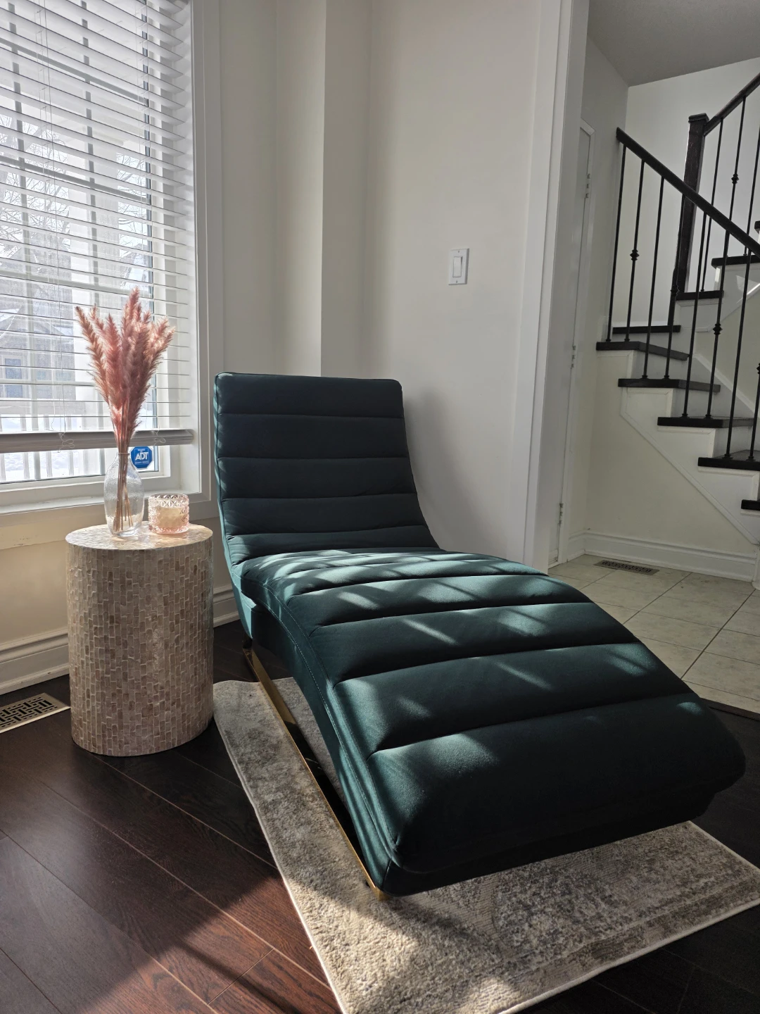 Structube Green Velvet Lounge Chair - photo 4