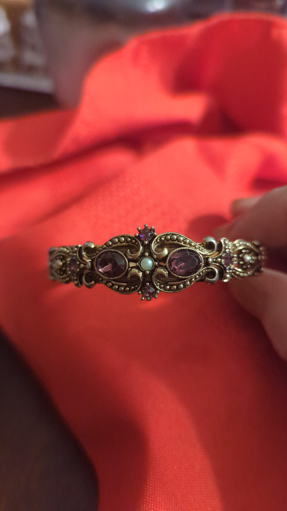 Vintage Style Bangle Bracelet