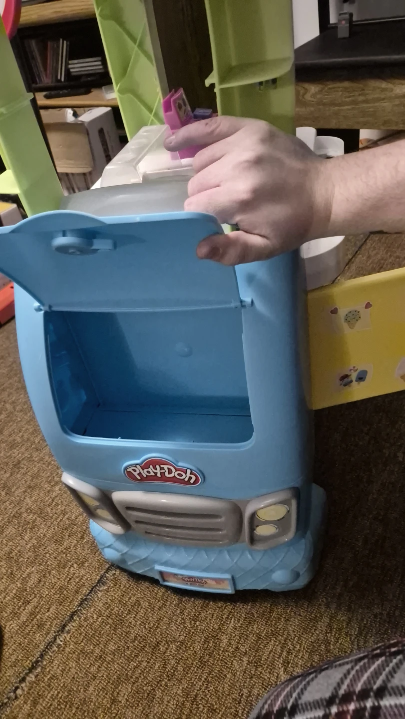 Play-Doh Kitchen Creations Ice Cream Counter - photo 2