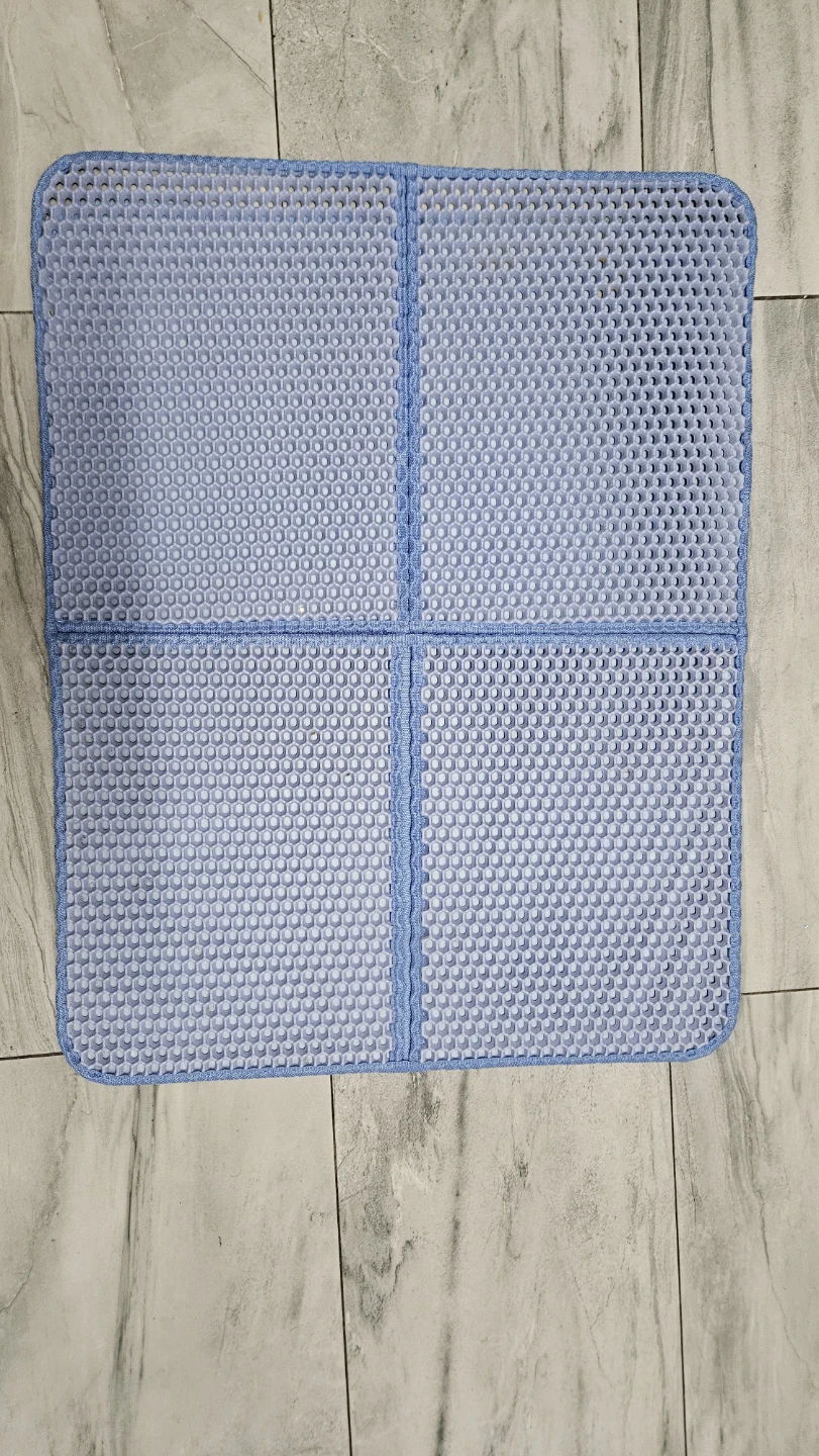 Honeycomb cat litter mat