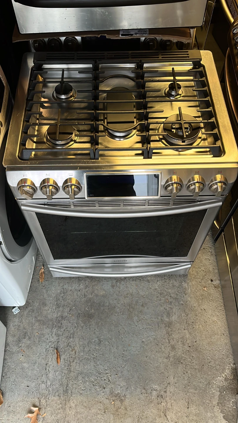 Samsung Stainless Steel Gas Range 30 inch