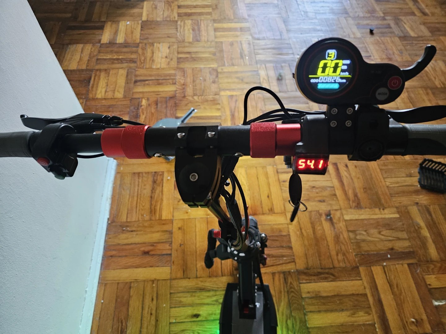 Scooter electric with suspension and seat + chain - photo 3