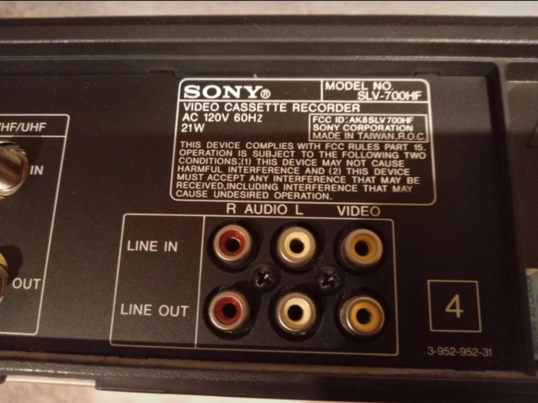 Sony VCR (for parts/repair) - photo 3
