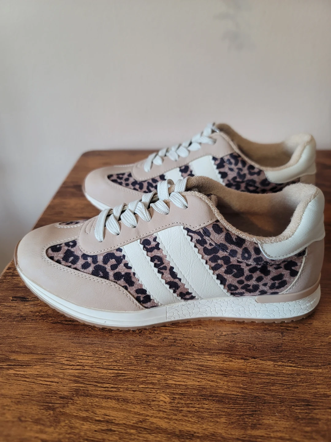 Dolce Vita Leopard and Suede Women's Minimal Sneakers Sz 7 NWT - photo 5