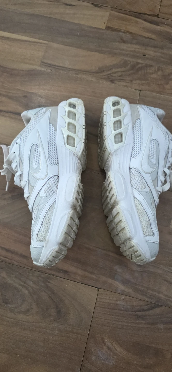 Nike Zoom Air White Shoes - US 9 - photo 2