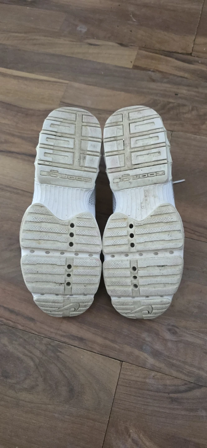 Nike Zoom Air White Shoes - US 9 - photo 3