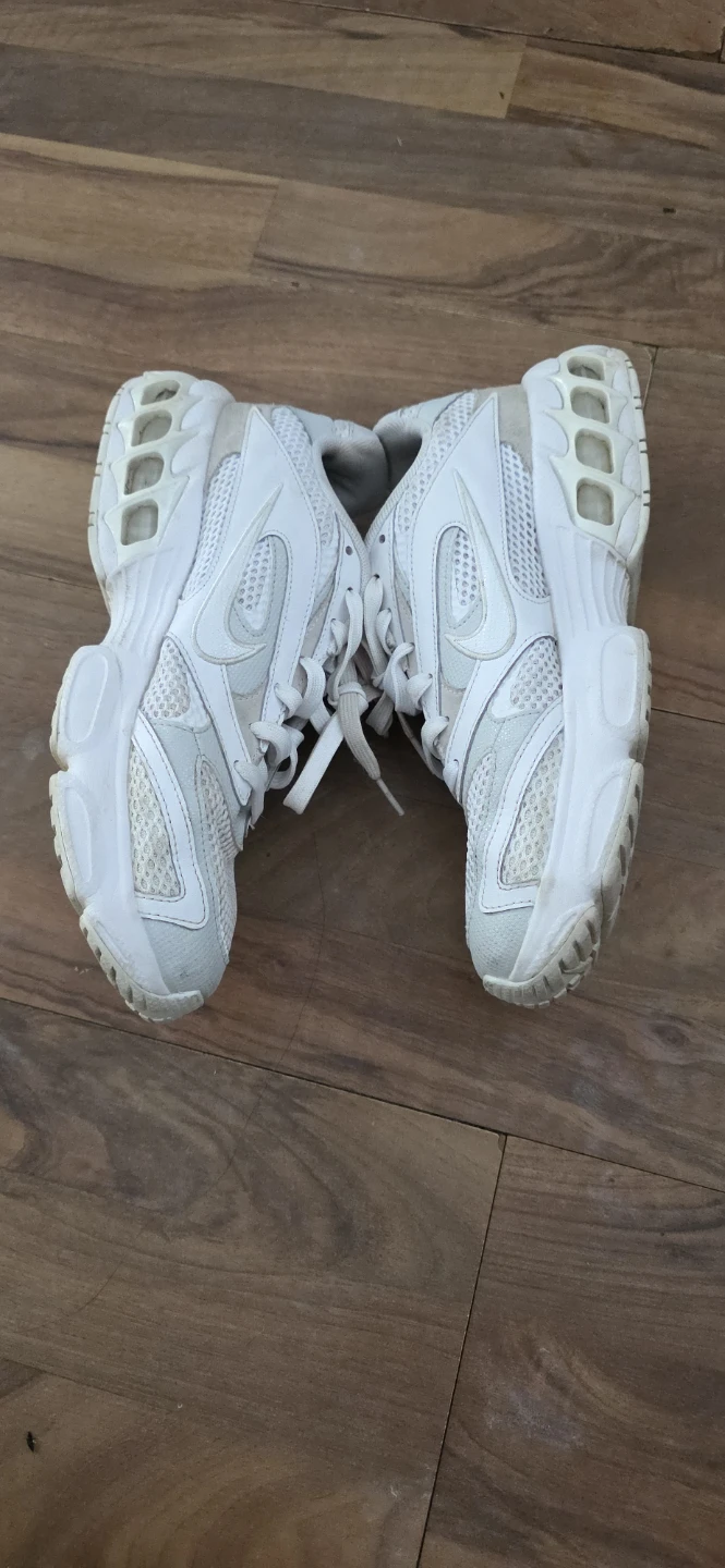 Nike Zoom Air White Shoes - US 9 - photo 4