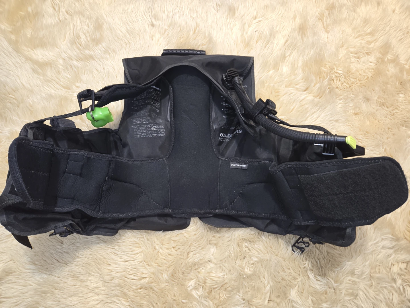 U.S. Divers Aqua Lung BCD - photo 2
