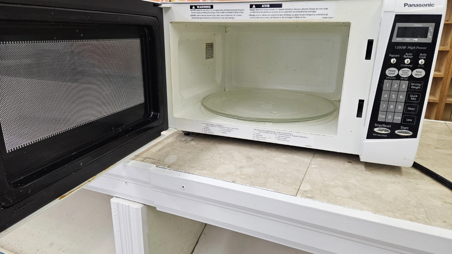 Panasonic 1200W High Power Microwave - photo 2