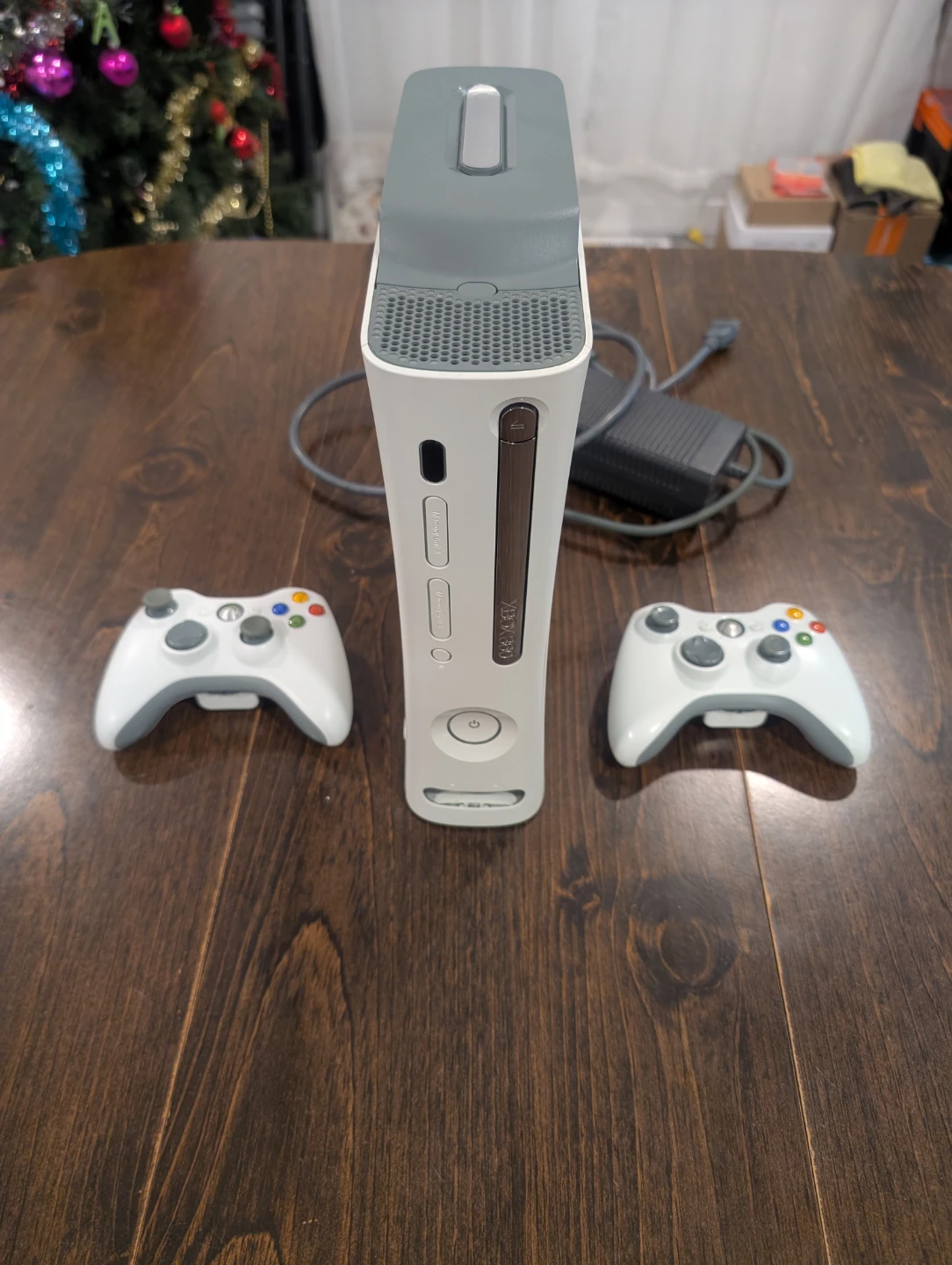 Xbox 360 Console with 2 Controllers - photo 2