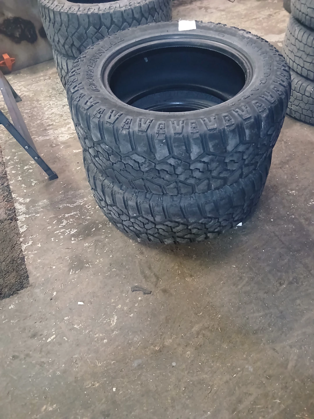 2 Centennial Trail Hog A/T Tire 285/50R20