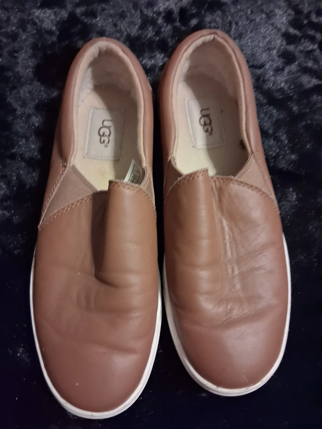 UGG Brown Leather Slip-On Shoes - photo 2