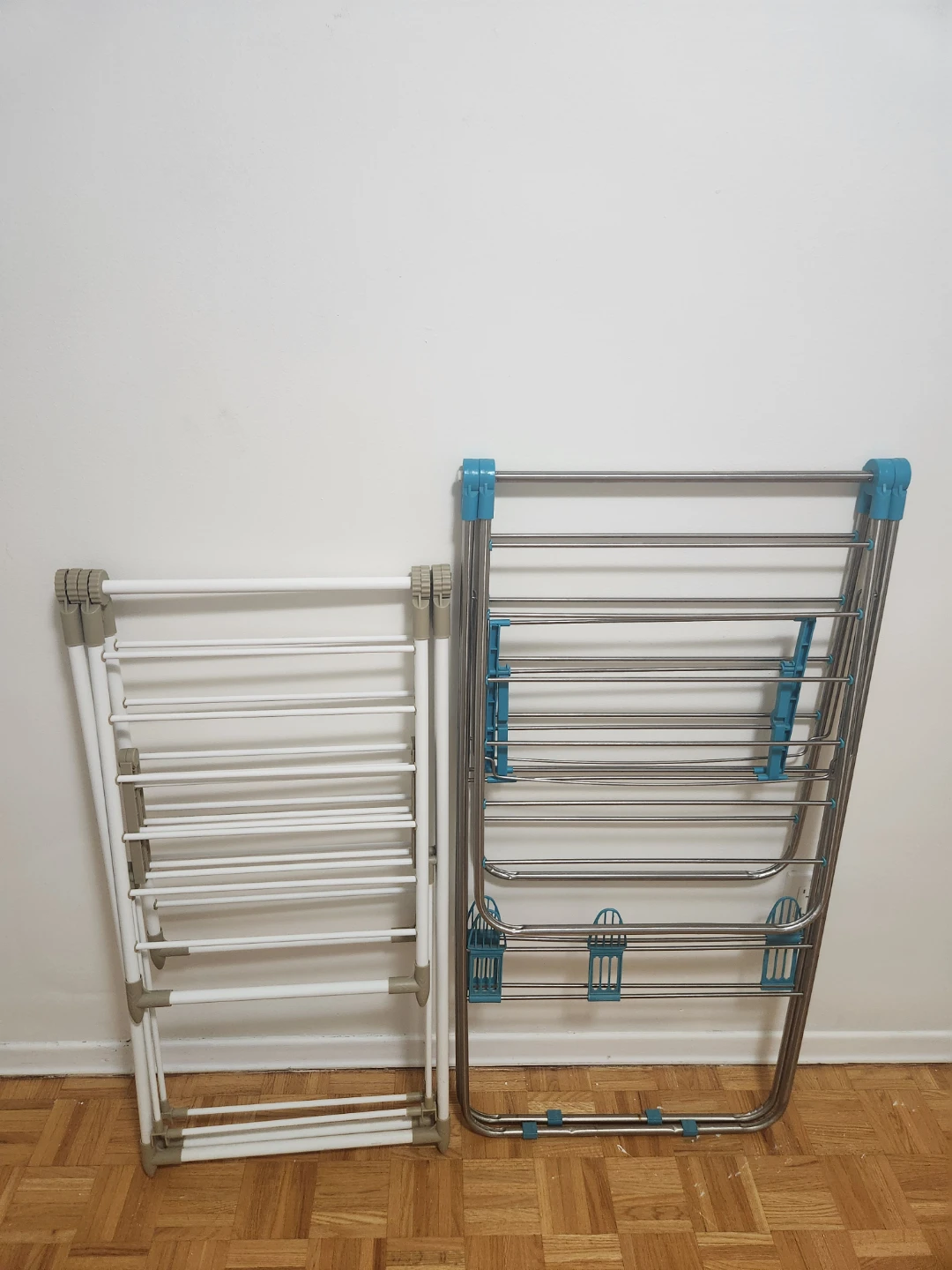 Collapsible Drying Rack with Multiple Tiers