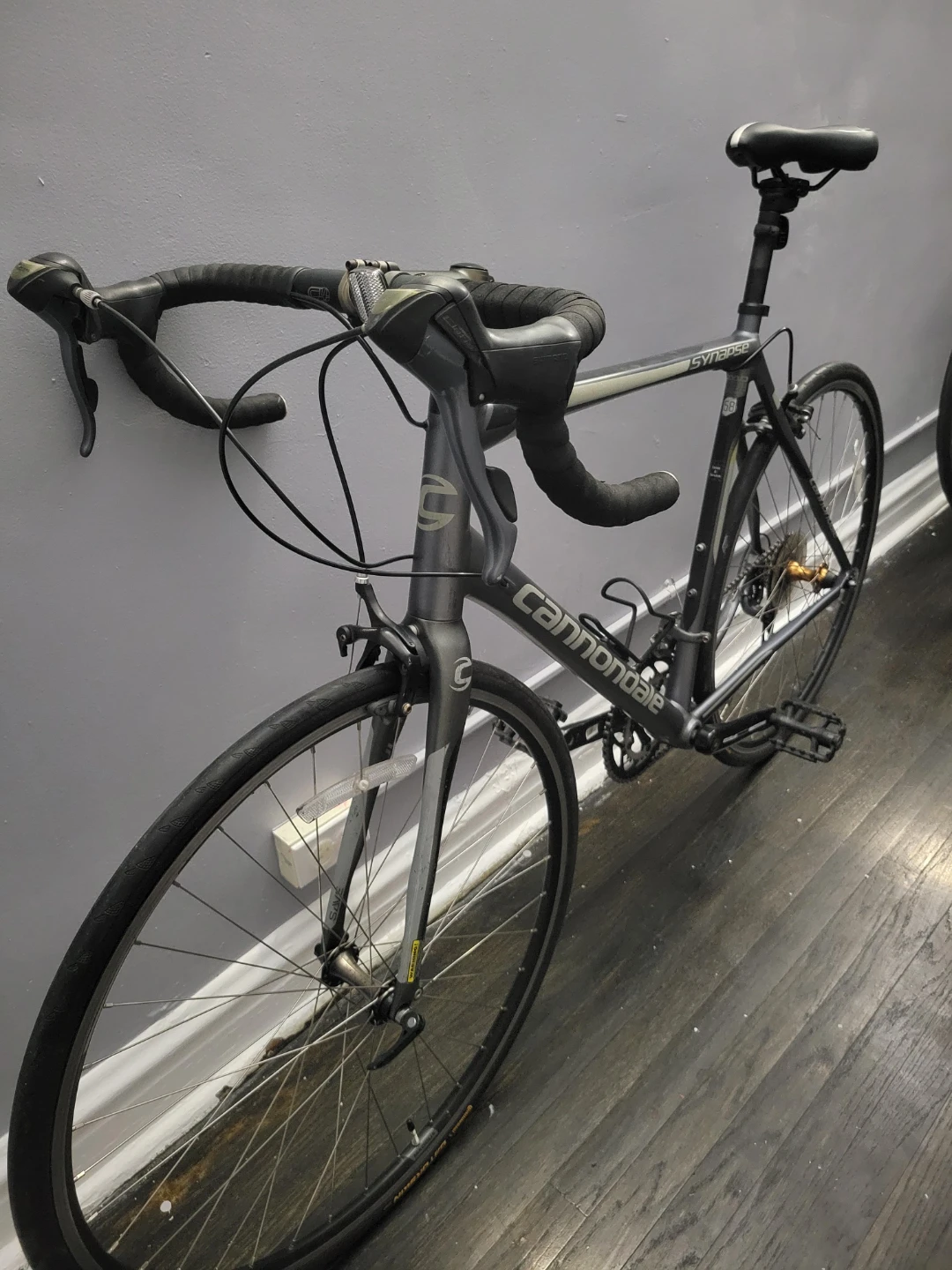 Cannondale Synapse Road Bike - photo 3