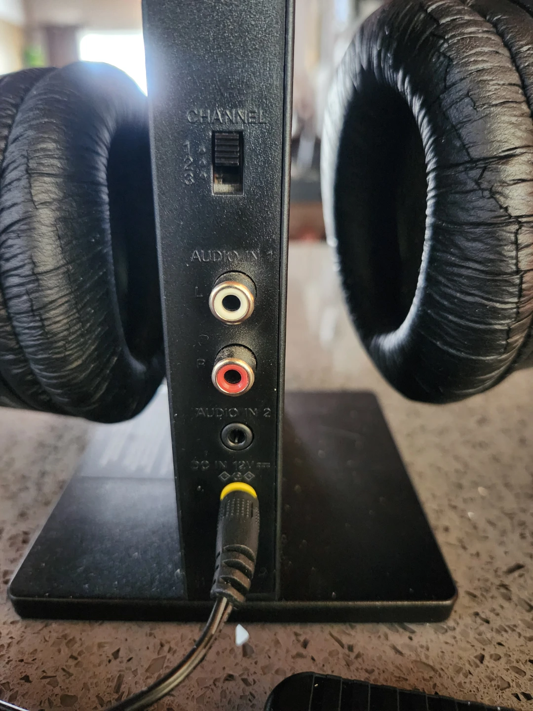 Sony MDR-RF985R Wireless Headphones - photo 2