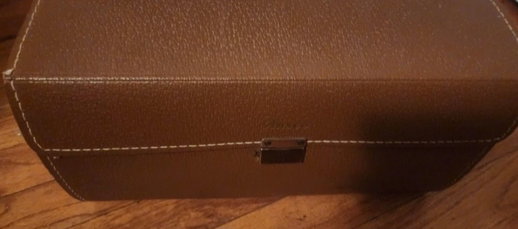 Yashica Reflex Zoom Movie Camera EM 5000