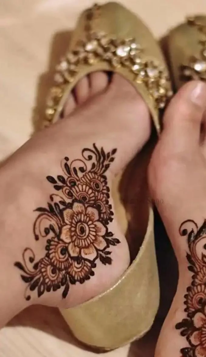 Henna tattoos - photo 3