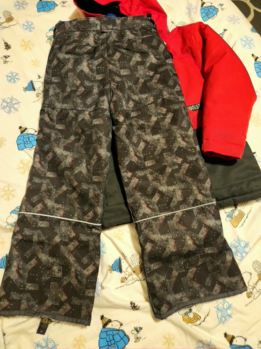Monster Kids Snow Jacket Size 10 pants size 8 - photo 5
