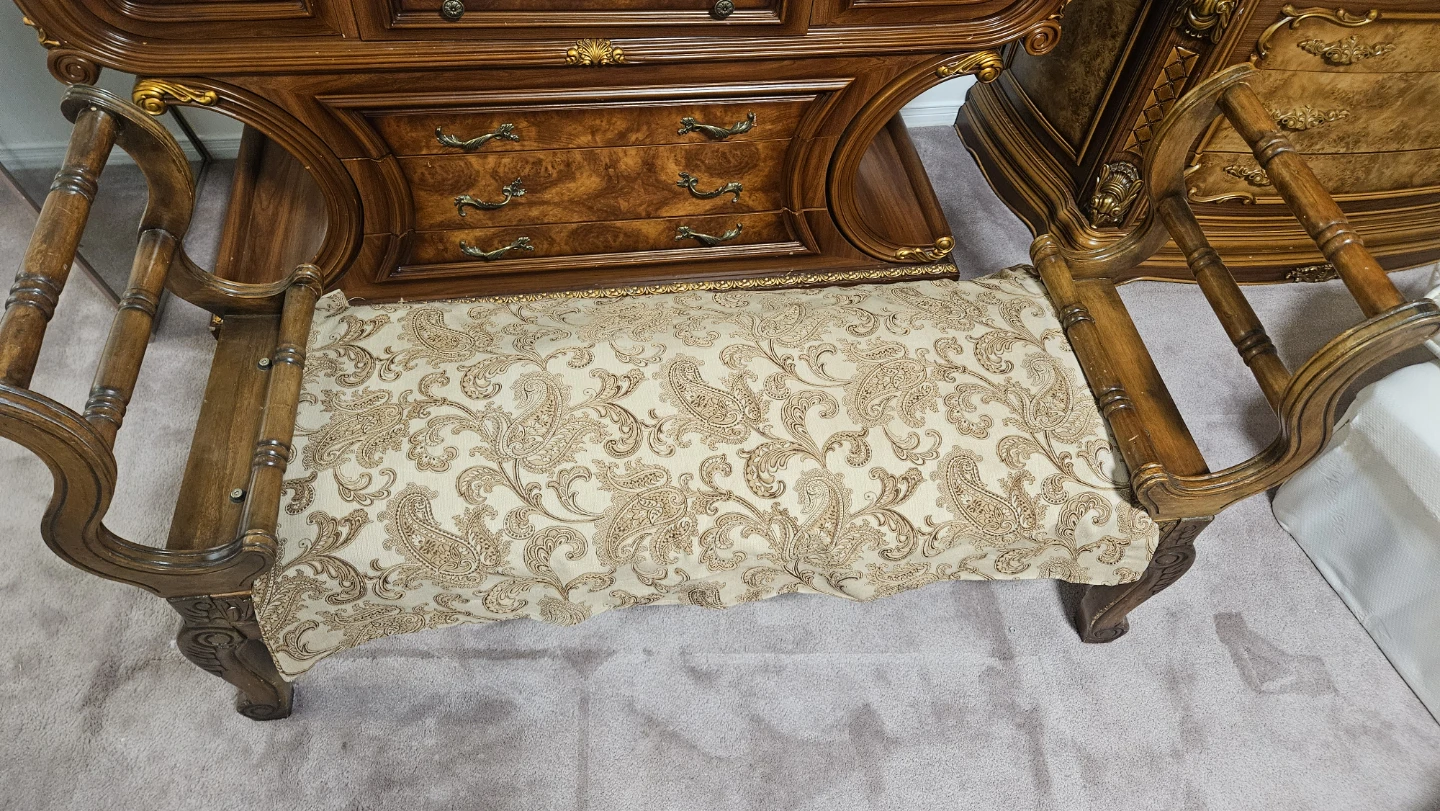 Vintage Style Wooden Bench