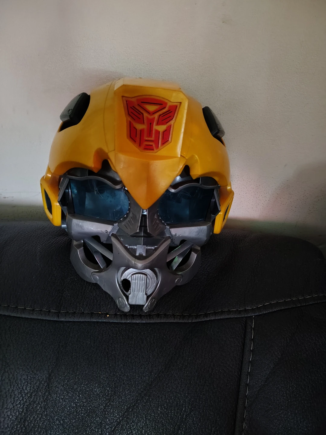 Transformers Bumblebee Helmet Toy - photo 2