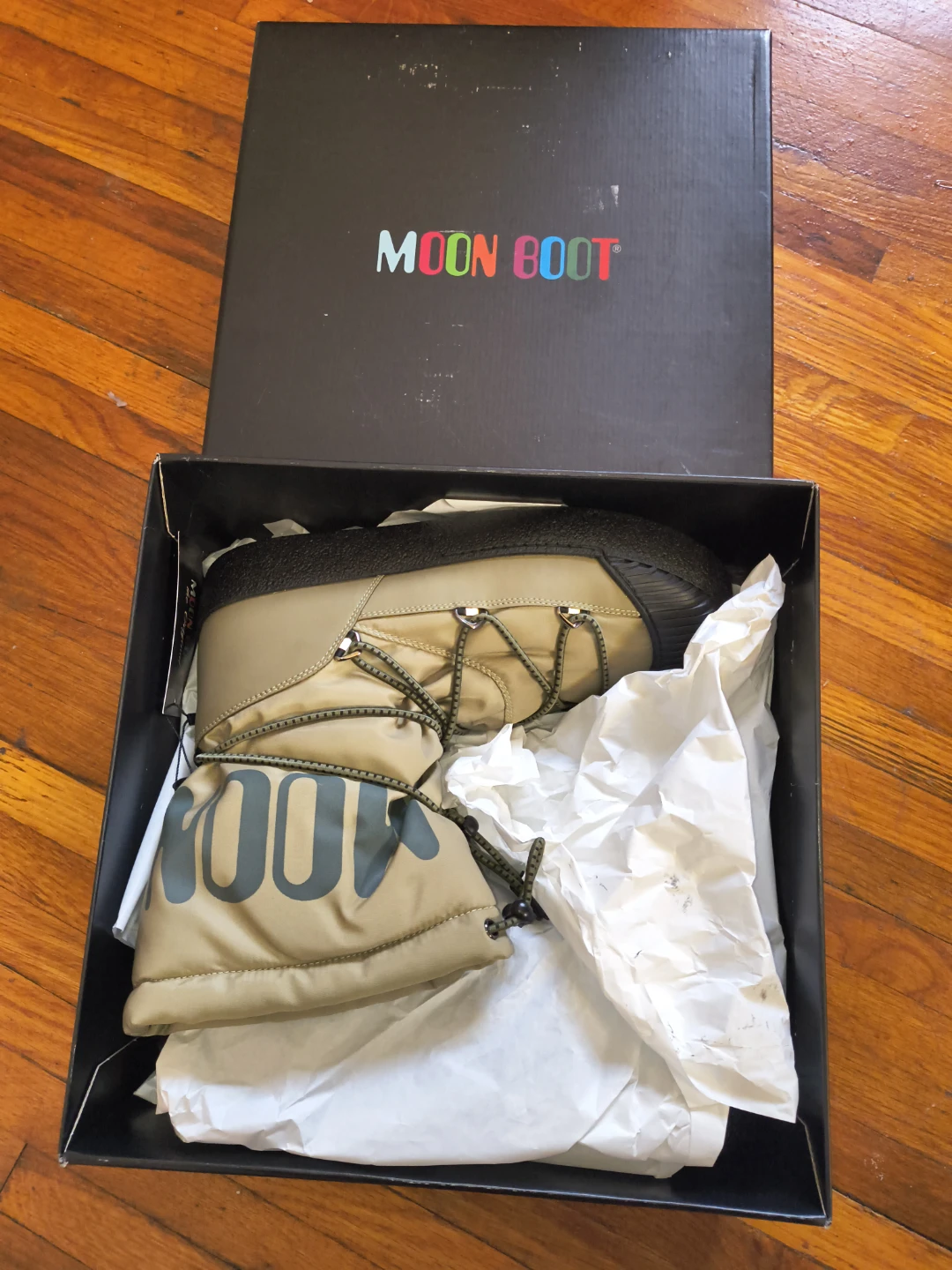 Moon Boot Nylon Boot Size 44/US 10.5 New in Box