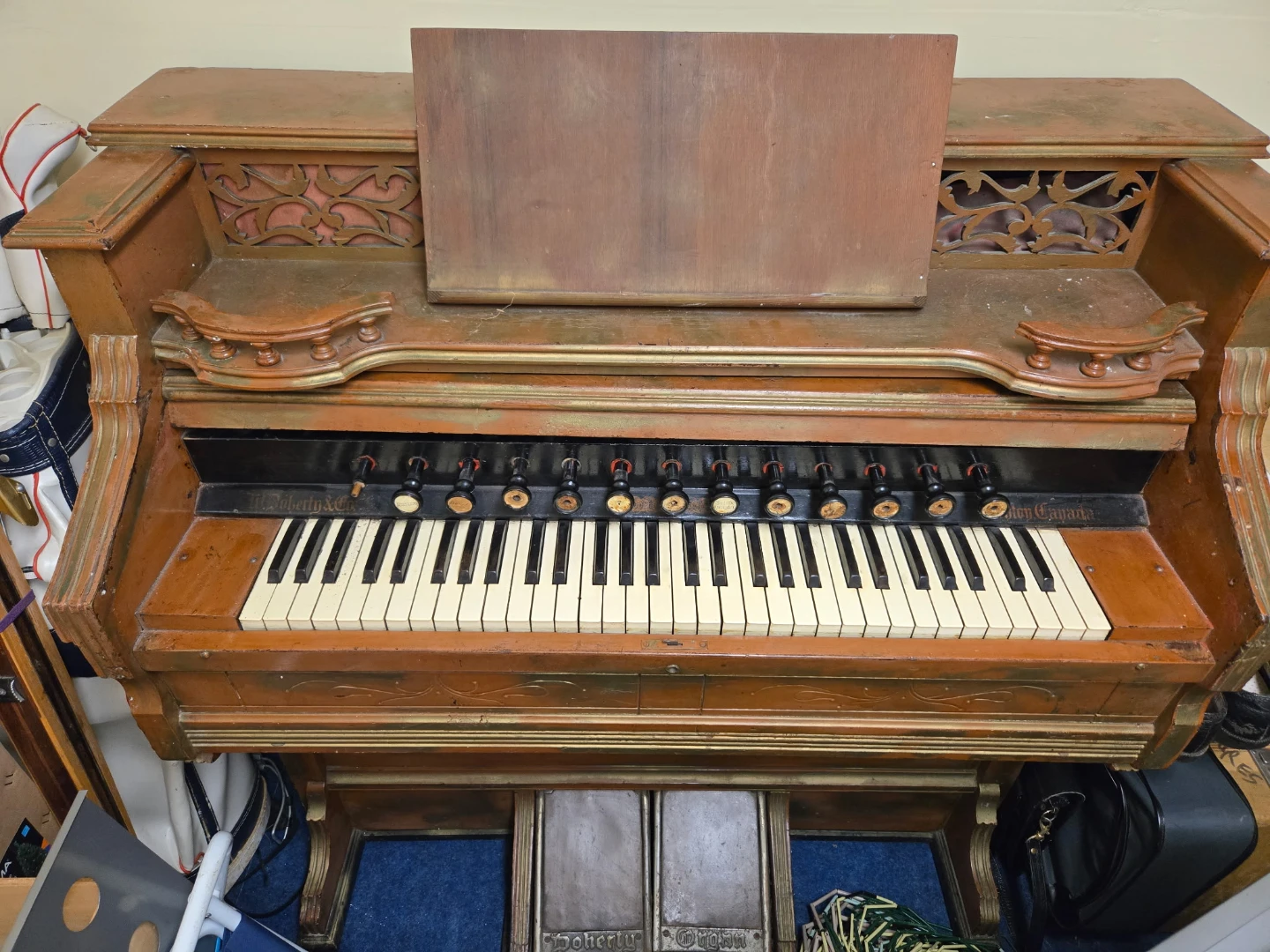 FREE Doherty and Co Pump Organ circa 1905
