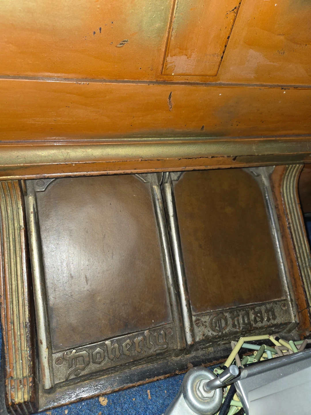 FREE Doherty and Co Pump Organ circa 1905 - photo 3