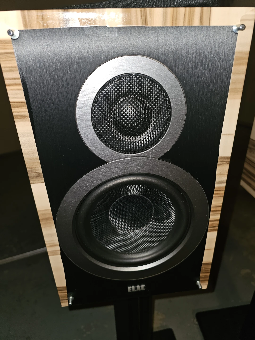 ELAC Debut by Andrew Jones B6 Bookshelf Speakers