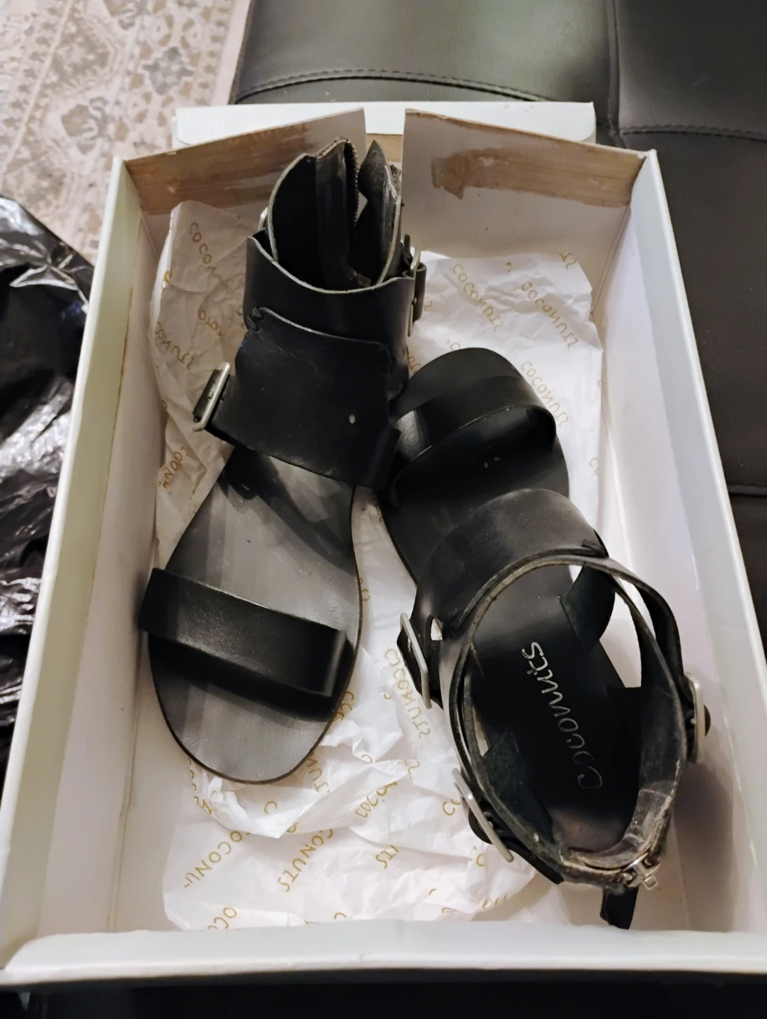 Coconuts Stinger Black Sandals - Size 7M