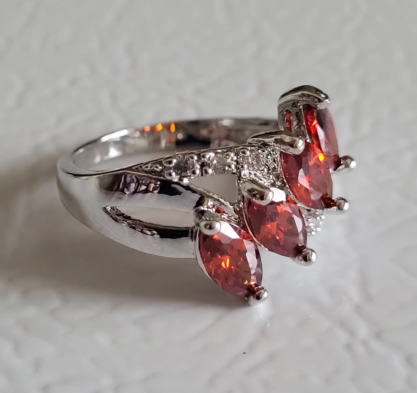 ♥️ Fashion Ring Size 7.5 Red - photo 2
