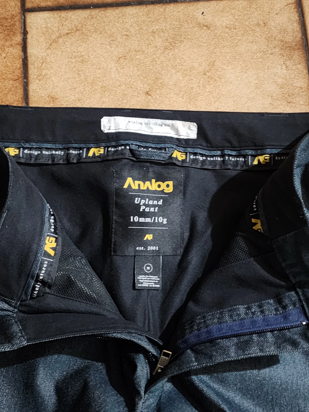 Analog Upland Snowboard Pant - Size M - photo 4