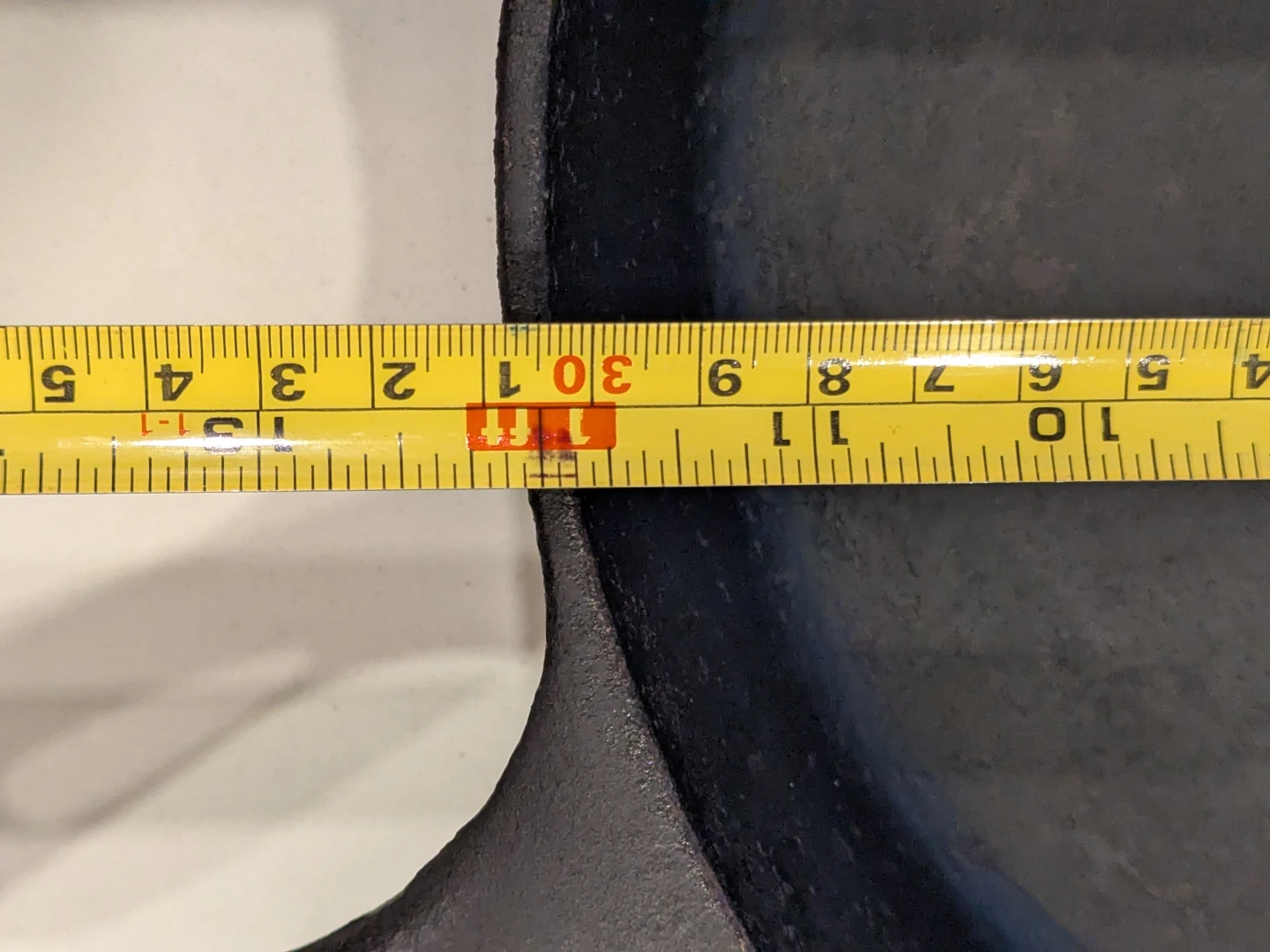 12" Lodge Cast Iron Frying Pan, preseasoned - photo 2
