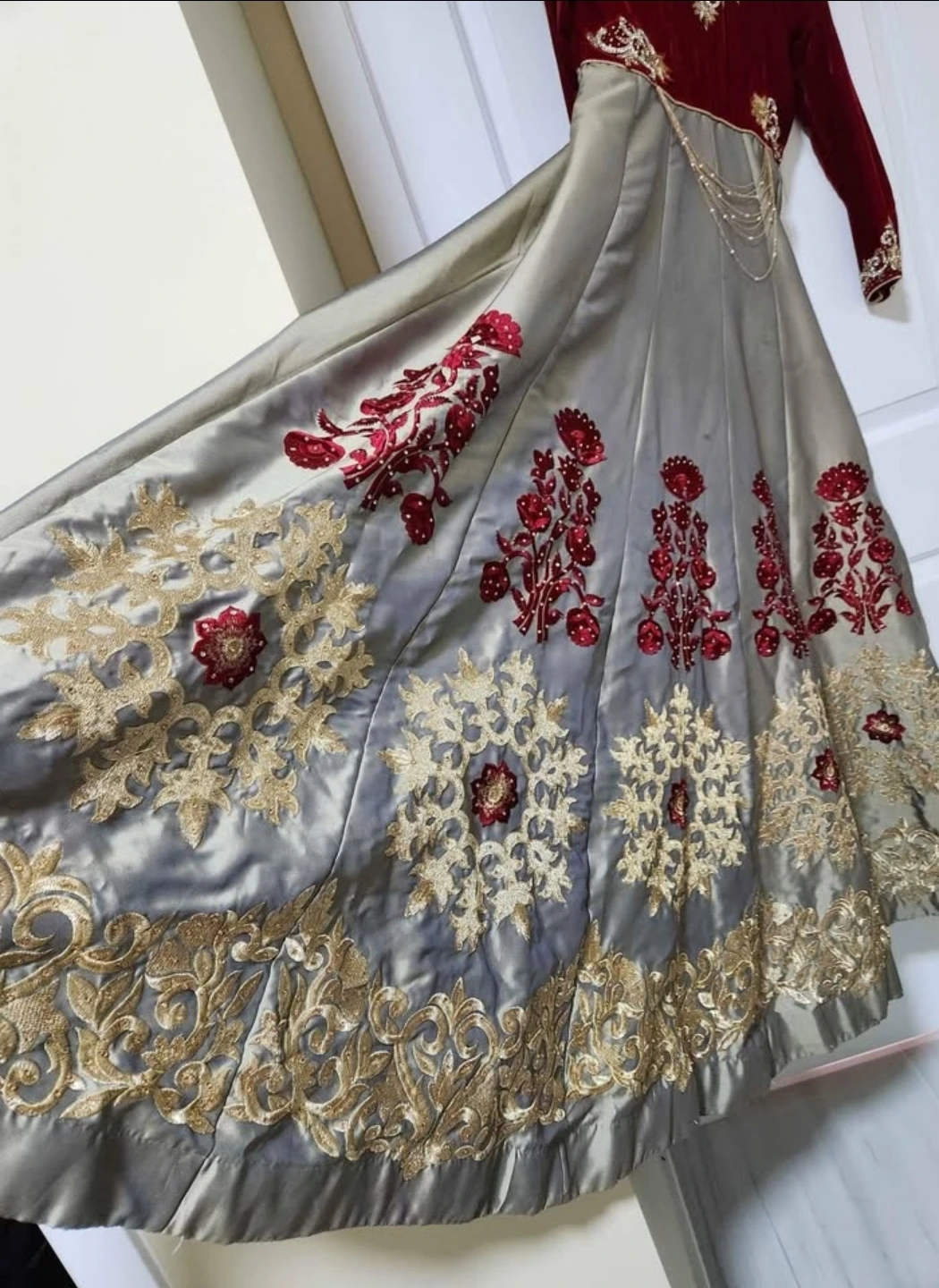 Embroidered Red & Silver Dress - photo 3