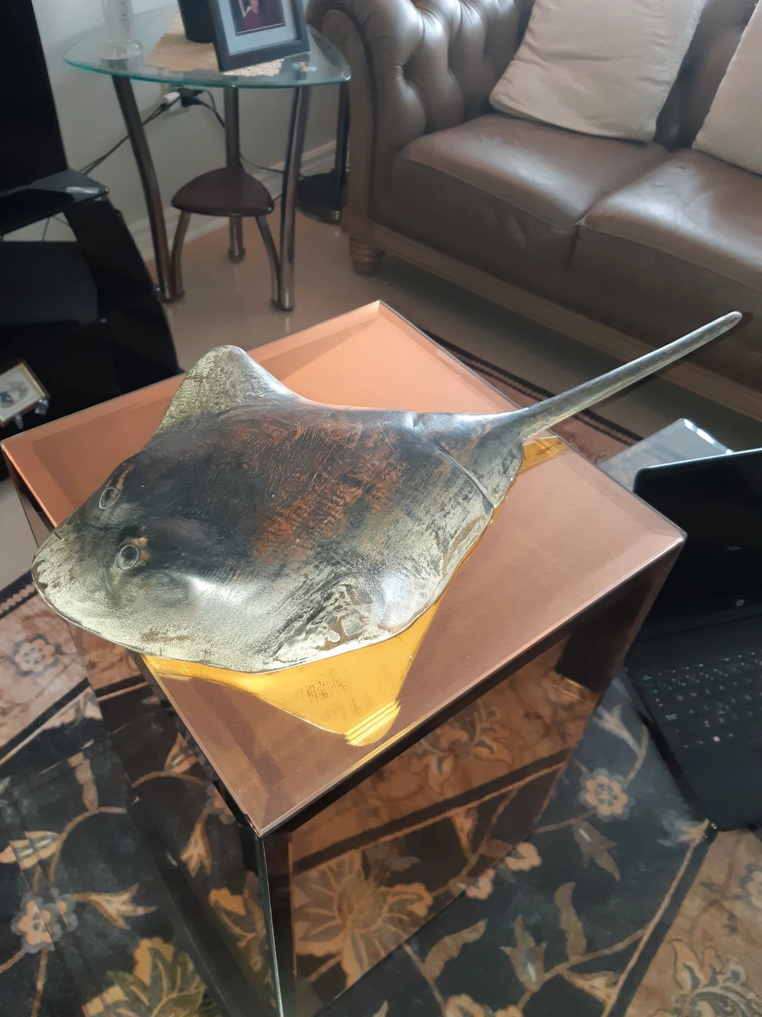 Wooden Stingray Sculpture - photo 3