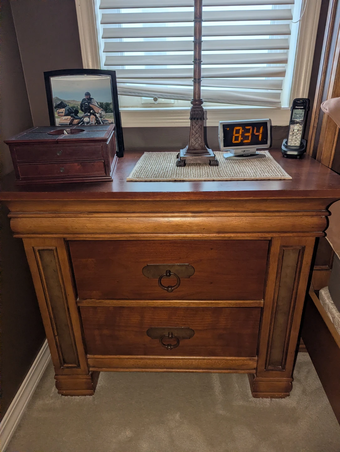 Bedroom Set - Dresser, Nightstands, Bed Frame king