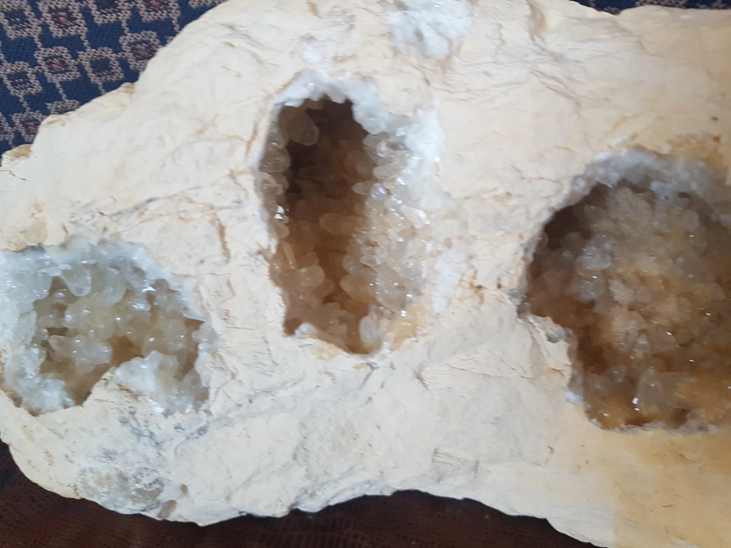LRG Geode Rock 🥕 - photo 2