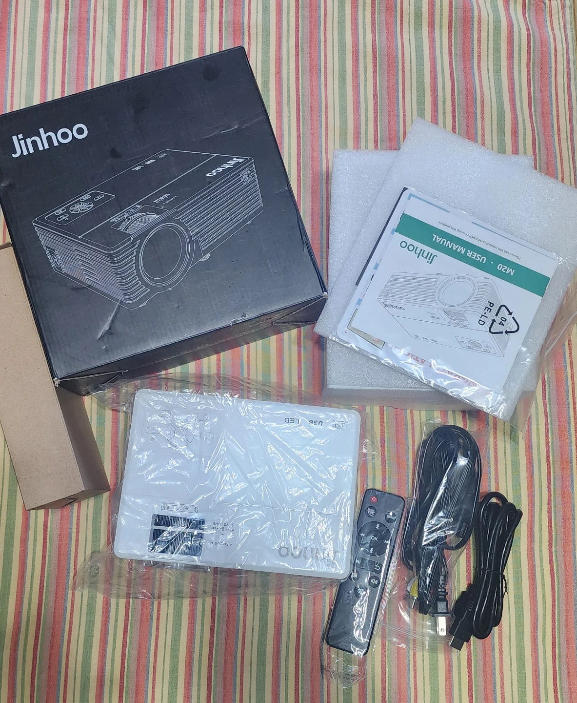 Jinhoo Projector