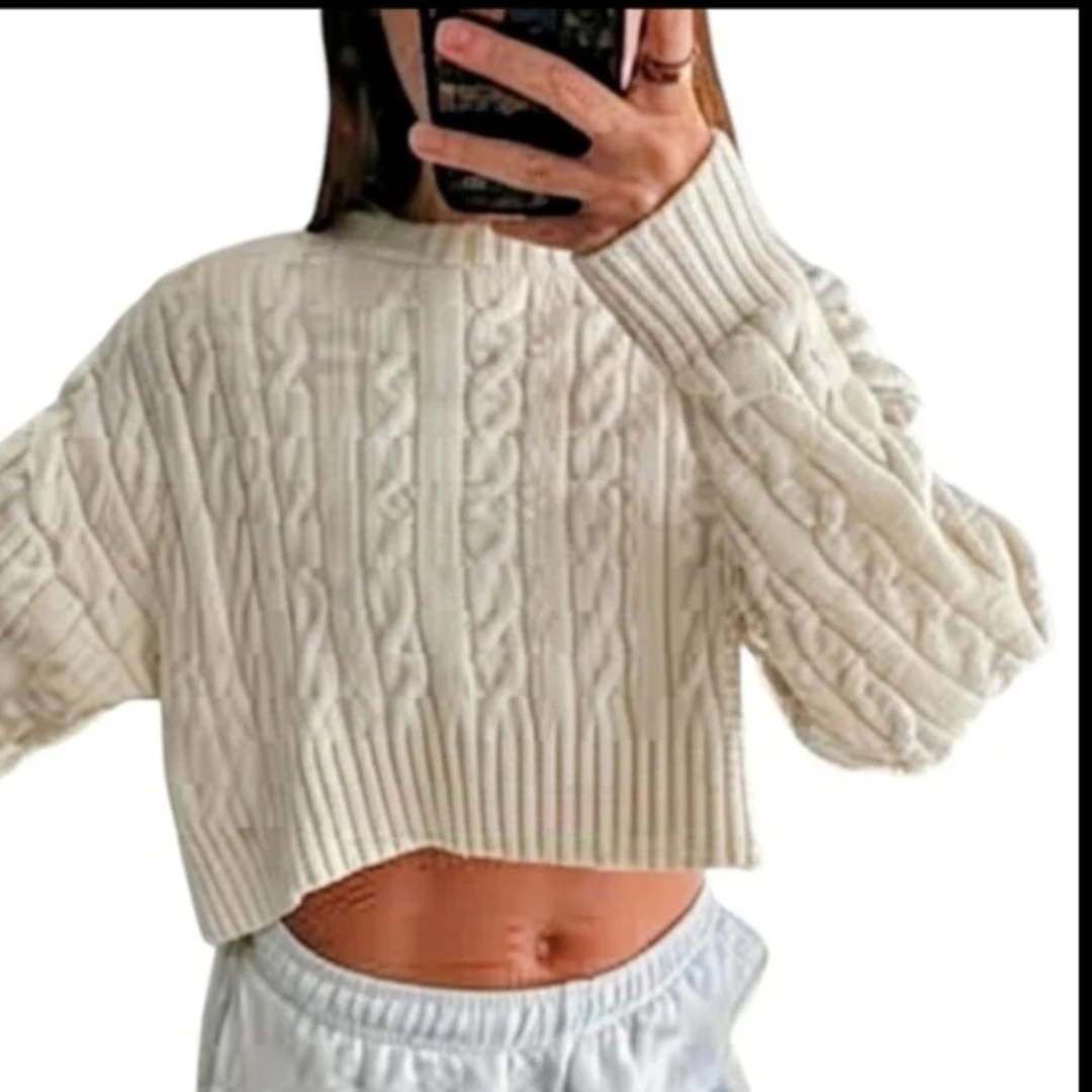 Aritzia cropped Sunday Best Peggy Cable Knit crewneck Sweater - photo 2