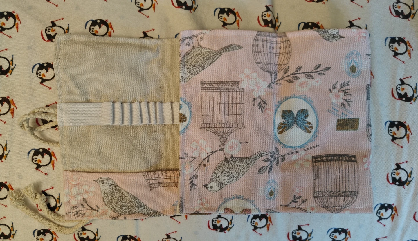 Fabric pencil roll case 🧡💖 - photo 2
