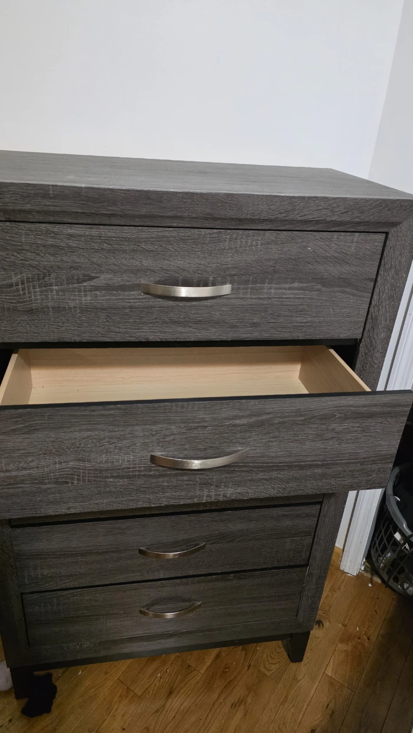Gray 5-Drawer Chest - photo 2