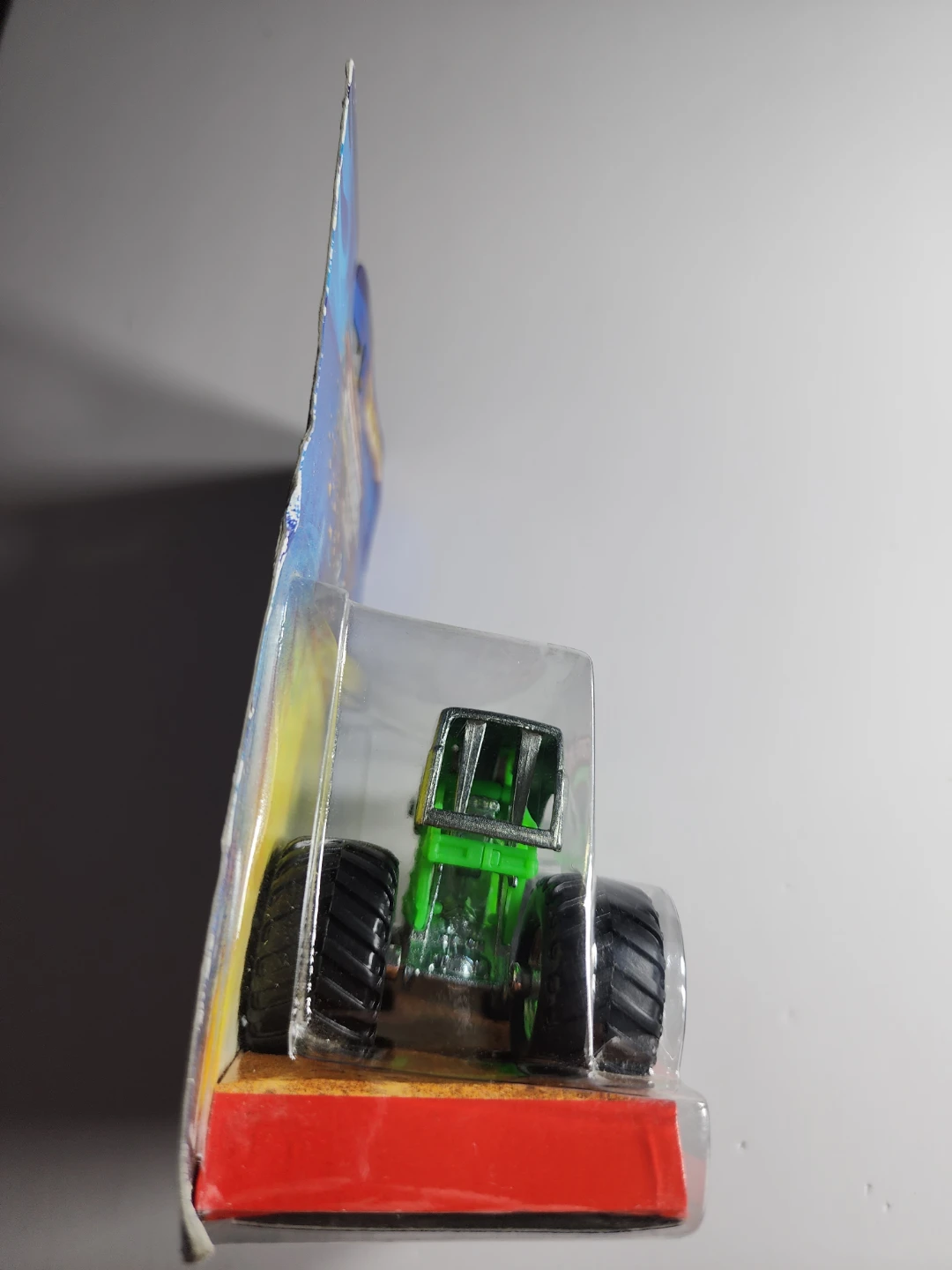 Hot Wheels Monster Jam Grave Digger 25th Anniversary - photo 3