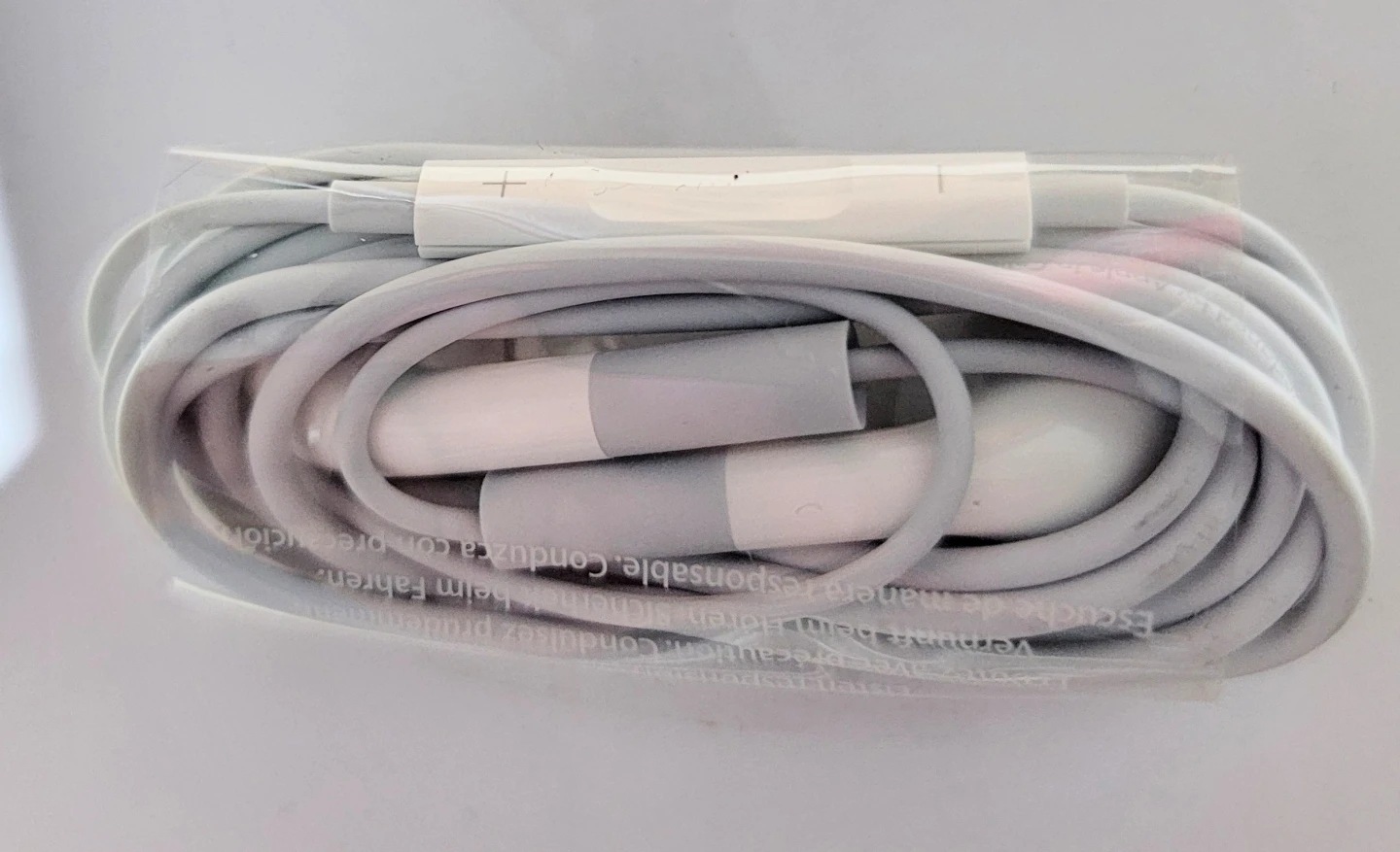 White  Earbuds  with 3.5mm Jack - photo 5