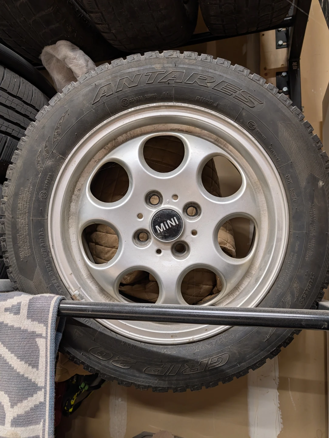A set of Mini Cooper Wheels with Antares Studless Tire 195/60R15