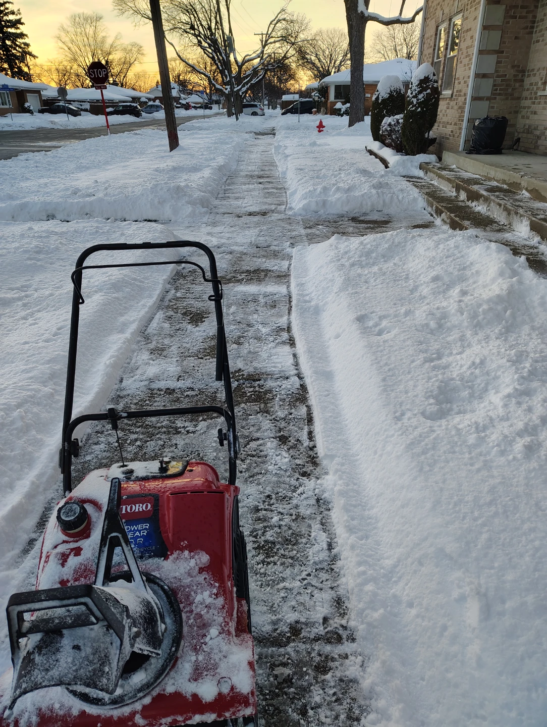 We offer snow removal services in Chicago, IL and Suburbs - photo 3