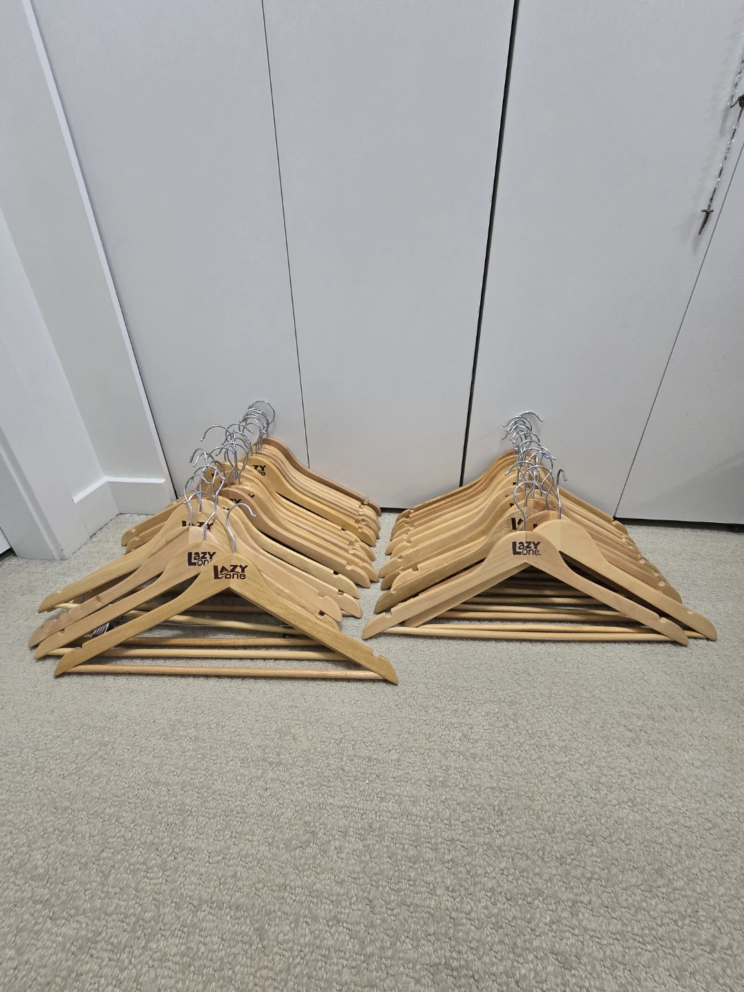 Wooden Hangers - photo 2