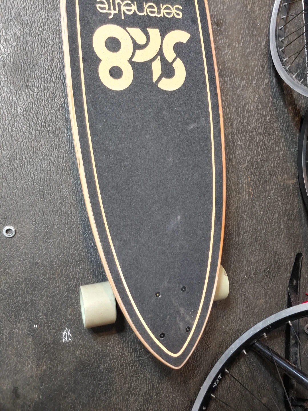 SereneLife 8 Ply Canadian&Bamboo Deck  Skate Board 44" Used - photo 4