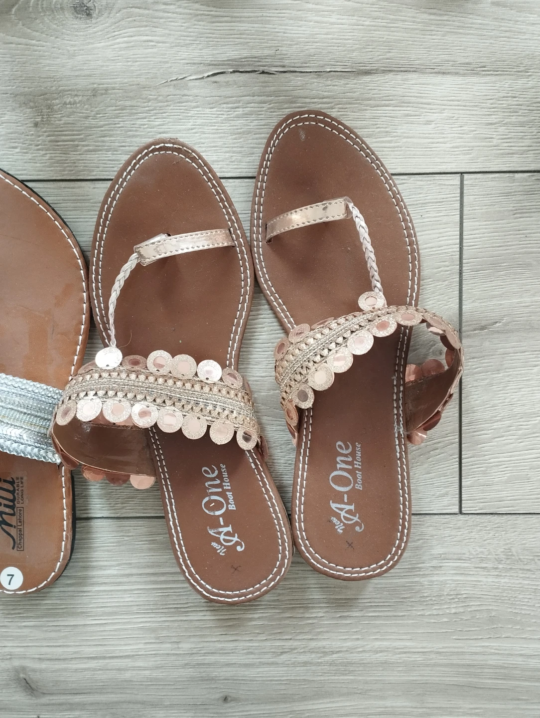 Lot of 6 pairs Women's Sandals( ethnic) - photo 2