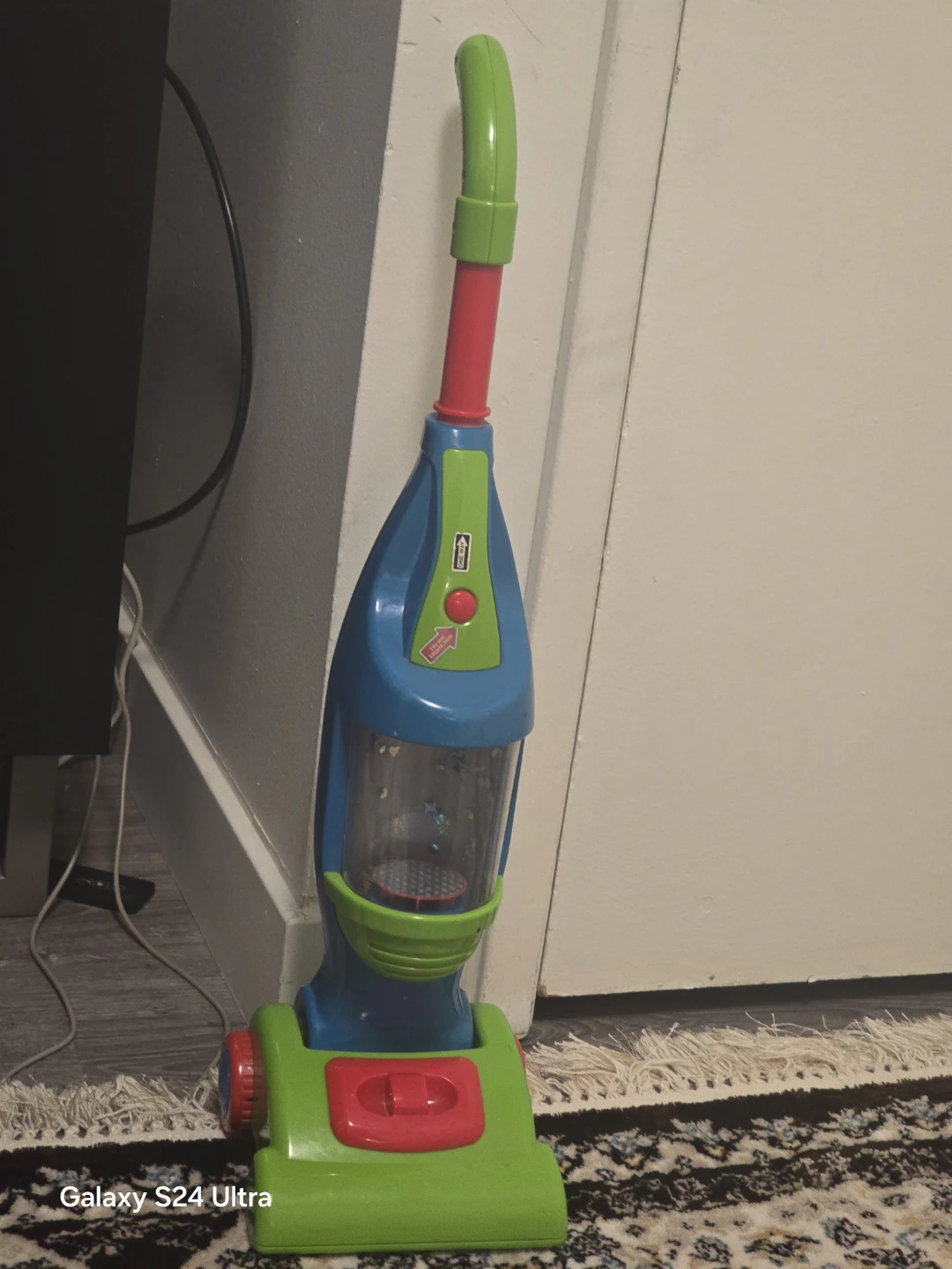 Toy Vacuum Cleaner - Kids Pretend Play