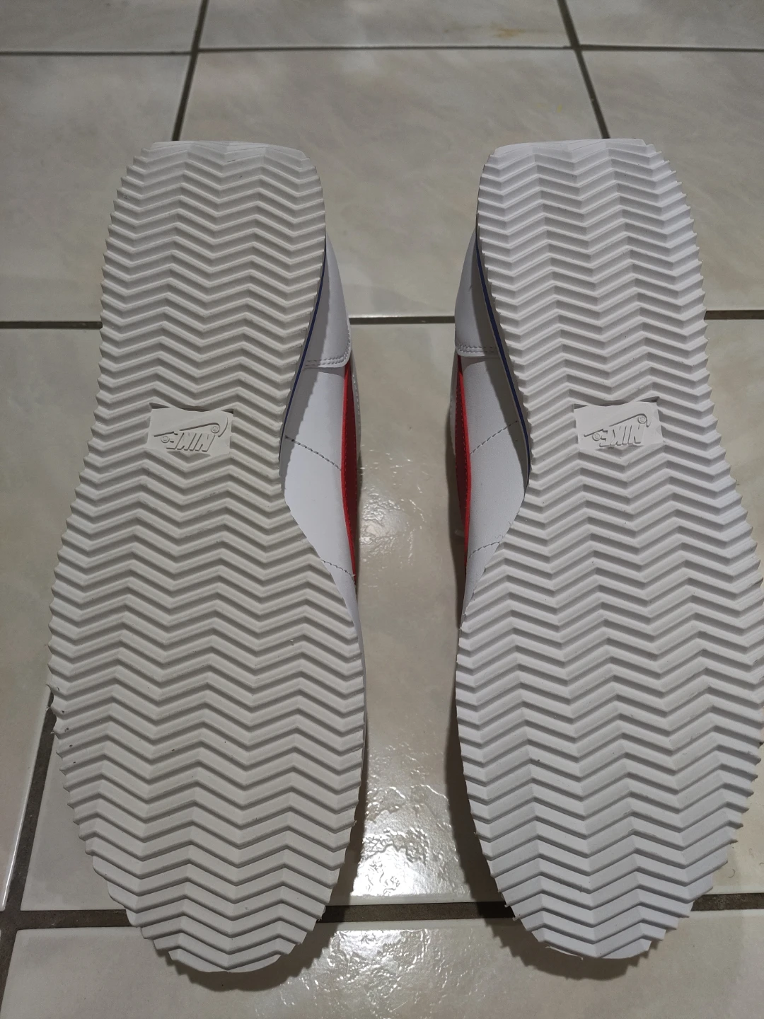 Nike Cortez Men's White Red Sneakers - photo 5