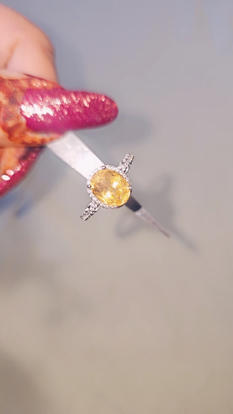 Citrine gemstone Ring with Diamond Accents - photo 2